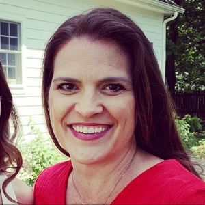 Meet your Posher, Karol anne